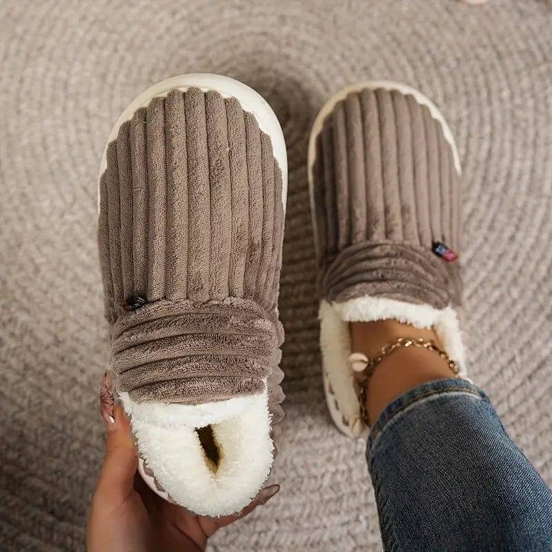 AVERY | COZY COMFORT UNISEX SLIPPERS