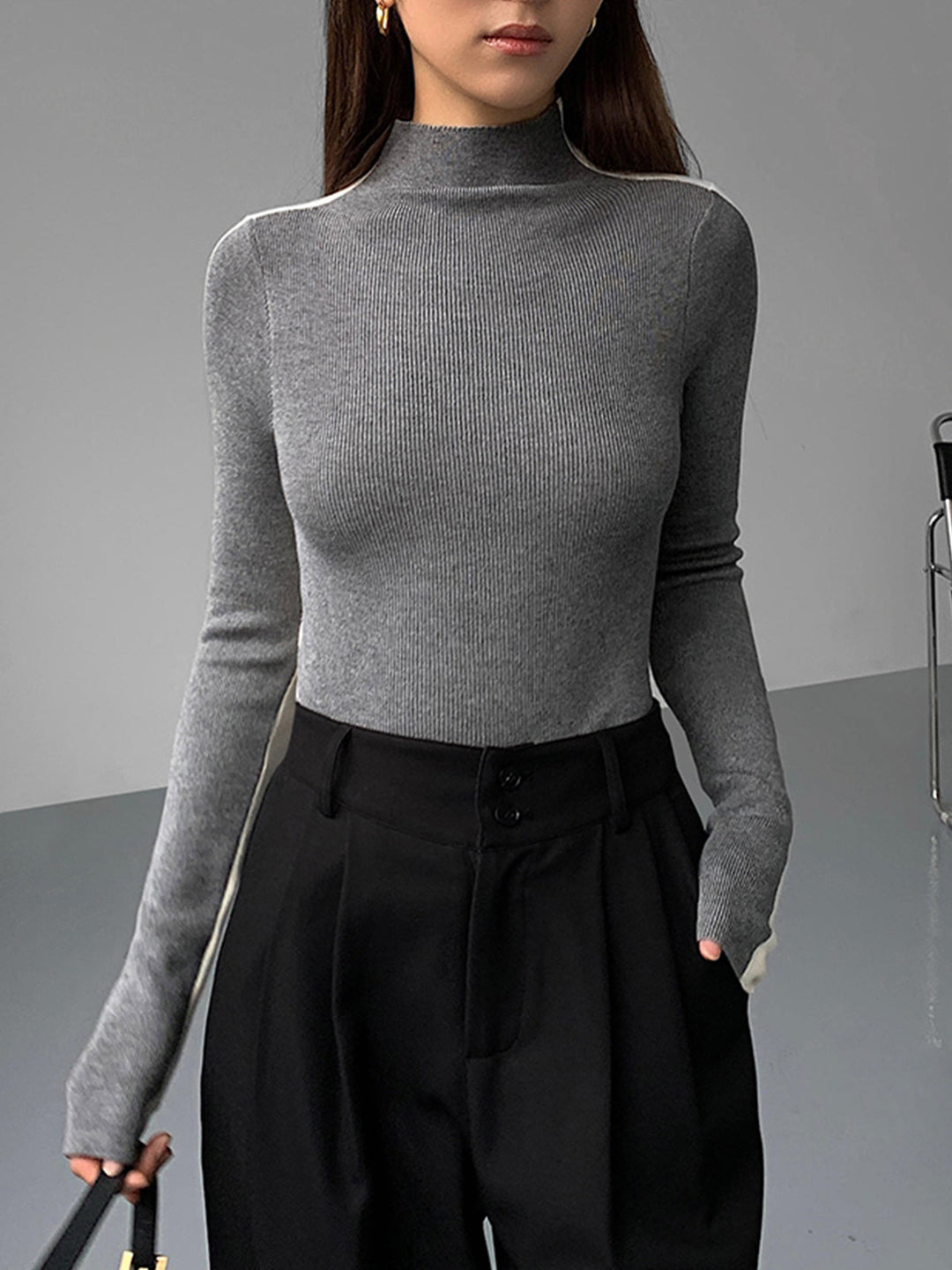 THIA | ELEGANT TWO TONE SWEATER